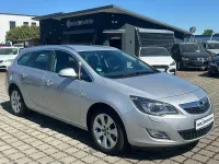 Gebraucht Opel Astra Innovation 116 PS (85 kW) 2011 Silber Kombi