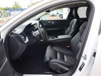 Gebraucht Volvo V60 Inscription 253 PS (186 kW) 2021 Weiß Kombi
