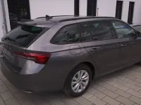 Gebraucht Skoda Octavia Business Line 150 PS (110 kW) 2025 Grau Kombi