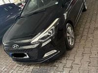 Gebraucht Hyundai i20 Style 84 PS (61 kW) 2017 Schwarz Kleinwagen