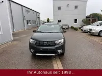 Gebraucht Dacia Sandero Celebration 90 PS (66 kW) 2018 Grau Limousine