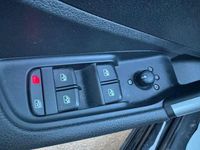 Gebraucht Audi Q2 Basis 150 PS (110 kW) 2017 Schwarz SUV