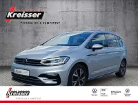 Gebraucht VW Touran Highline 150 PS (110 kW) 2022 Silber Van / Kleinbus
