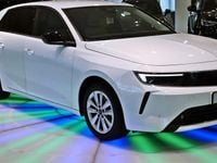 Gebraucht Opel Astra Elegance 131 PS (96 kW) 2023 Weiß Limousine