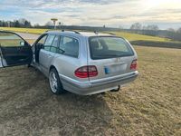 gebraucht Mercedes E320 W/S210