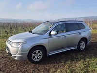 Gebraucht Mitsubishi Outlander Invite 150 PS (110 kW) 2013 Silber SUV