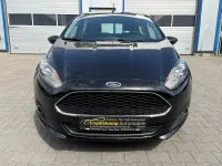 Gebraucht Ford Fiesta Celebration 82 PS (60 kW) 2017 Schwarz Kleinwagen