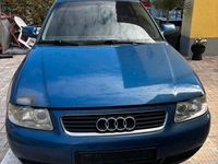 Gebraucht Audi A3 136 PS (100 kW) 2001 Blau Kleinwagen
