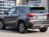 Neu Suzuki Vitara Comfort 102 PS (75 kW) 2025 Grau SUV