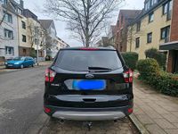 Gebraucht Ford Kuga 150 PS (110 kW) 2017 Schwarz SUV