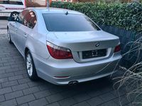 Gebraucht BMW 525 197 PS (144 kW) 2007 Silber Limousine