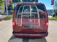 Gebraucht VW Caddy Trendline 102 PS (75 kW) 2012 Rot Van / Kleinbus