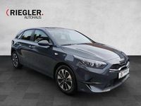 Neu Kia Ceed Vision 140 PS (102 kW) 2025 Grün Kleinwagen