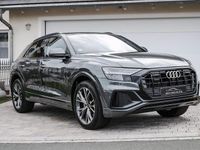 Gebraucht Audi Q8 S-Line 286 PS (210 kW) 2024 Grau SUV