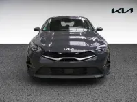 Gebraucht Kia Ceed Vision 140 PS (102 kW) 2025 Grau Kleinwagen