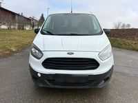 Gebraucht Ford Transit 100 PS (73 kW) 2018 Weiß Van / Kleinbus