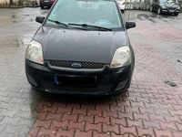 Gebraucht Ford Fiesta 70 PS (51 kW) 2007 Schwarz Kleinwagen