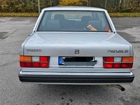 Gebraucht Volvo 760 143 PS (105 kW) 1988 Silber Limousine
