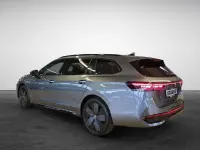 Gebraucht VW Passat R-line 193 PS (141 kW) 2024 Grau (diabasgrau metallic) Kombi