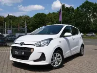 Gebraucht Hyundai i10 Trend 67 PS (49 kW) 2018 Weiß Kleinwagen