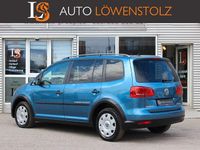 Gebraucht VW Touran Cross 140 PS (102 kW) 2015 Blau Van / Kleinbus