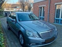 Gebraucht Mercedes E250 204 PS (150 kW) 2009 Grau Limousine