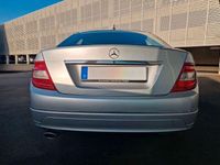 Gebraucht Mercedes C220 Elegance 170 PS (125 kW) 2007 Silber Limousine