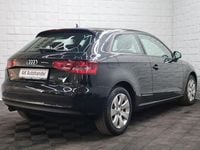 Gebraucht Audi A3 Attraction 110 PS (80 kW) 2015 Schwarz Kleinwagen
