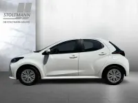 Gebraucht Toyota Yaris Hybrid 116 PS (85 kW) 2023 Weiß Limousine