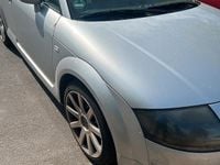 Second-hand Audi TT 180 CP (132 kW) 2002 Argintiu Coupe