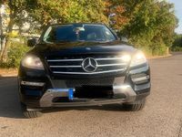 Gebraucht Mercedes ML350 258 PS (189 kW) 2012 Schwarz SUV