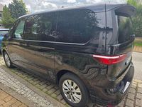 Gebraucht VW Multivan 150 PS (110 kW) 2024 Schwarz Van