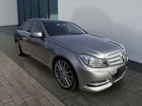 Gebraucht Mercedes C180 Avantgarde 156 PS (114 kW) 2013 Palladiumsilber Limousine