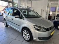 Gebraucht VW Touran 140 PS (102 kW) 2015 Silber Van / Kleinbus
