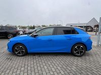 Gebraucht Opel Astra 131 PS (96 kW) 2025 Watteau grn Limousine