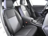 Gebraucht Mercedes A160 109 PS (80 kW) 2022 Weiß Limousine