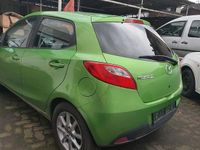 Gebraucht Mazda 2 91 PS (66 kW) 2009 Grün Kleinwagen