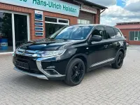 Gebraucht Mitsubishi Outlander Basis 150 PS (110 kW) 2017 Schwarz SUV