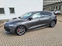 Gebraucht Ford Focus ST 116 PS (85 kW) 2023 Grau (metallic) Limousine