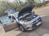 Gebraucht Mercedes A180 116 PS (85 kW) 2018 Silber Limousine