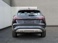 Neu Audi Q3 150 PS (110 kW) 2025 Mythosschwarz metallic/schwarz SUV
