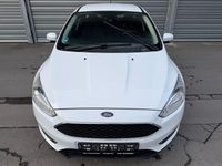 Gebraucht Ford Focus 125 PS (91 kW) 2017 Weiß Limousine