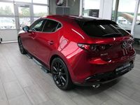 Gebraucht Mazda 3 Exclusive 186 PS (136 kW) 2023 Rot Limousine