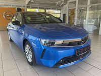 Używany Opel Astra Elegance 131 KM (96 kW) 2023 Niebieski Hatchback