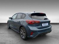 Gebraucht Ford Focus ST-Line 125 PS (91 kW) 2024 Blau Limousine