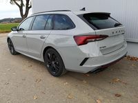 Neu Skoda Octavia RS 325 PS (239 kW) 2025 Black magic perleffekt Kombi