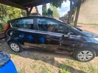 Gebraucht Ford Fiesta 82 PS (60 kW) 2012 Schwarz Limousine