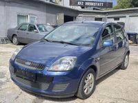 Gebraucht Ford Fiesta 80 PS (58 kW) 2008 Blau Kleinwagen