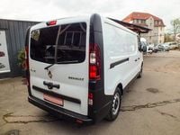 Gebraucht Renault Trafic 146 PS (107 kW) 2018 Weiß Van / Kleinbus