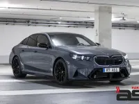 Używany BMW M5 Performance 727 KM (534 kW) 2026 Szary Sedan/Limuzyna